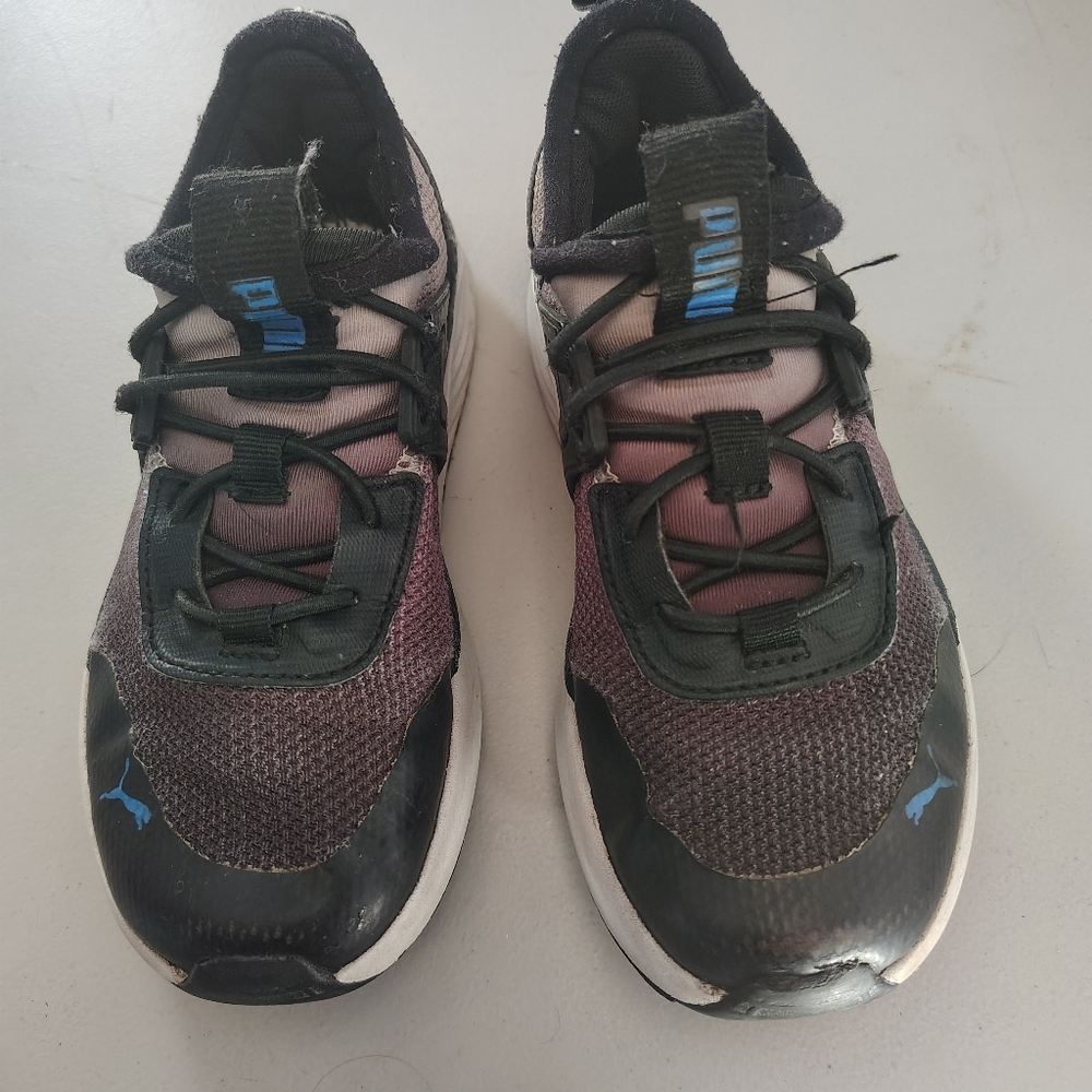 Puma Kids Black and Purple Sneakers